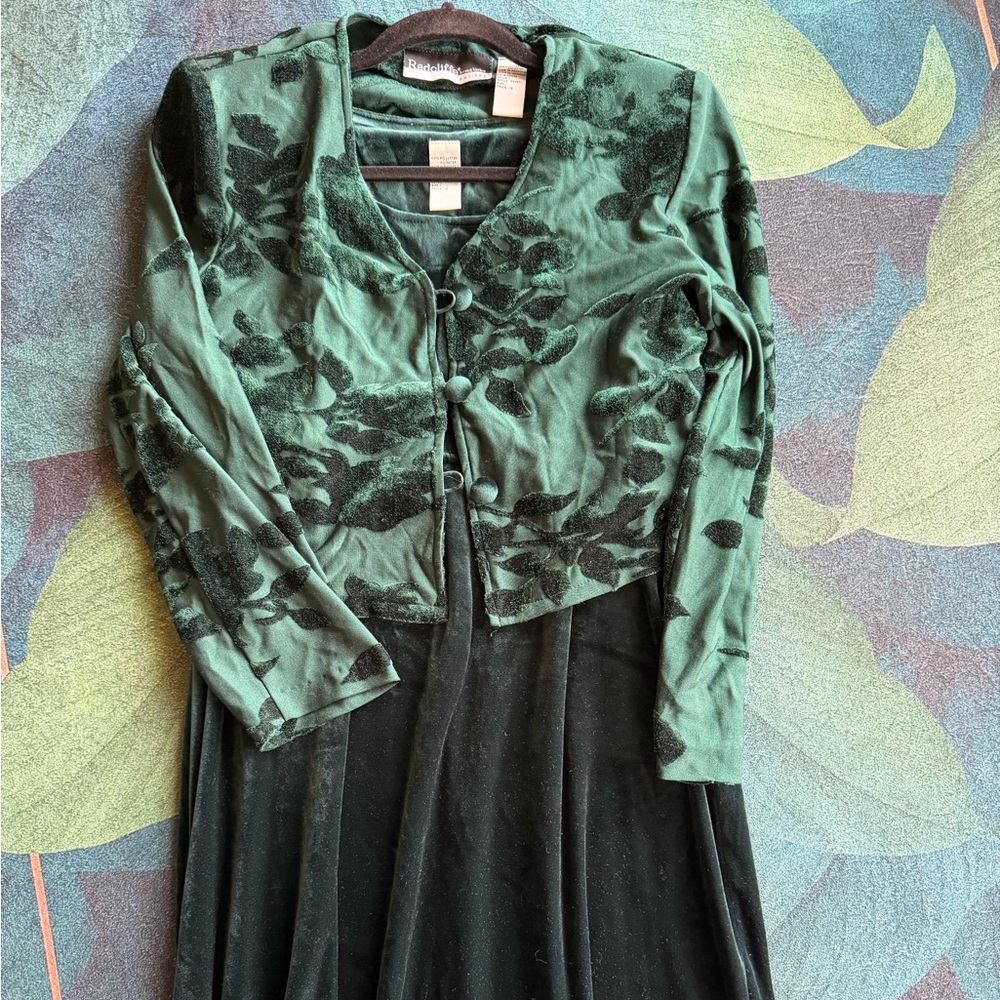 Radcliffe by Sag Harbor 2 piece crop jacket and velvety dress